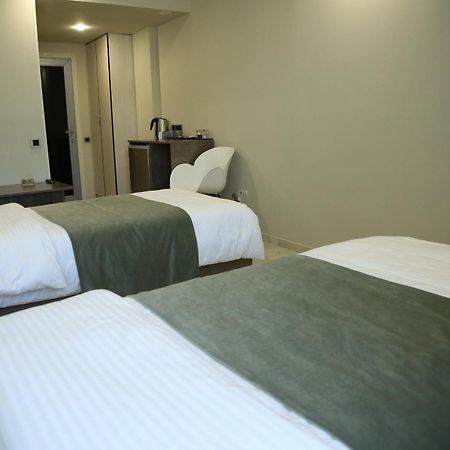 Vell Grey Hotel Martuni Dış mekan fotoğraf