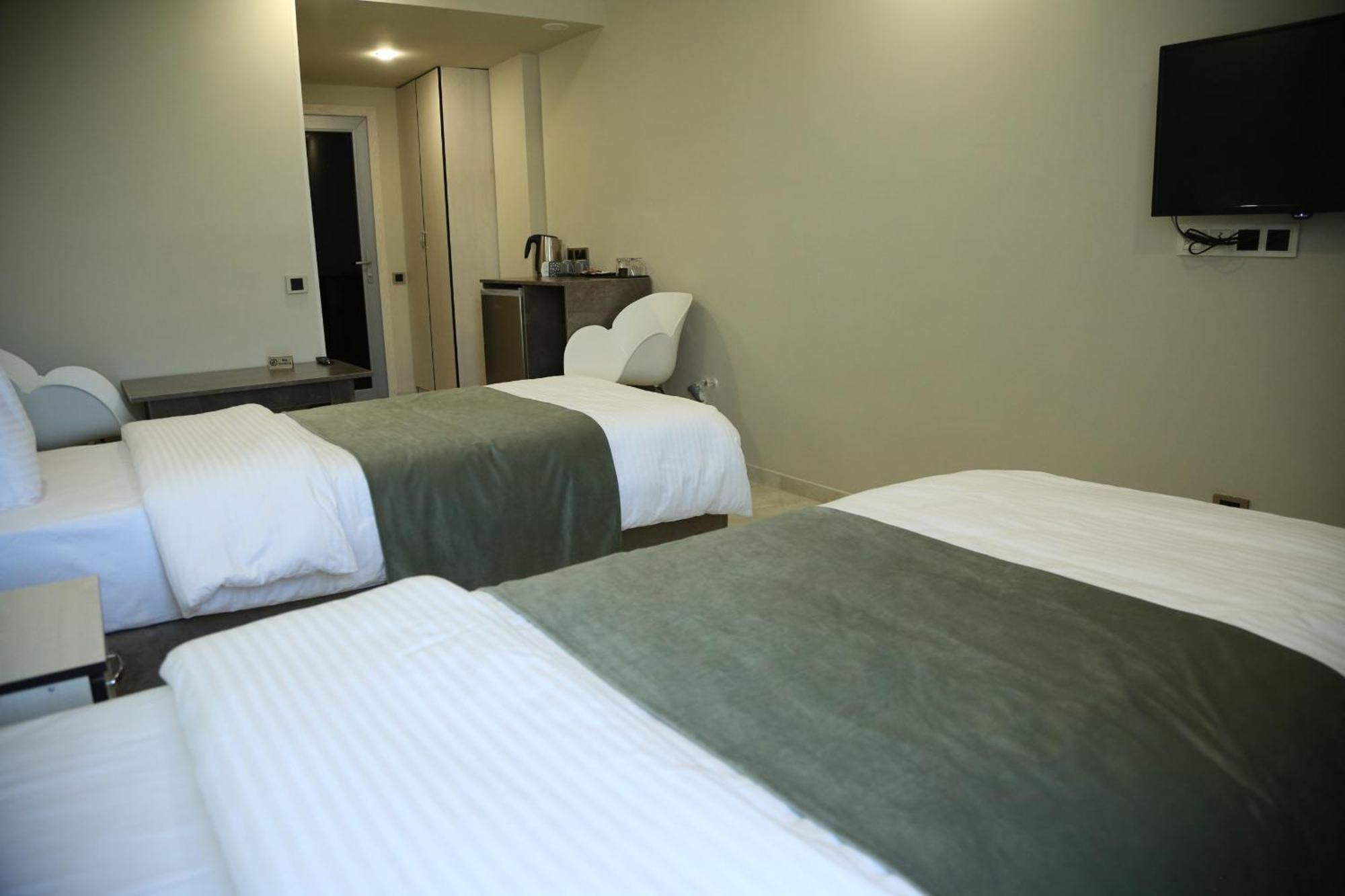 Vell Grey Hotel Martuni Dış mekan fotoğraf