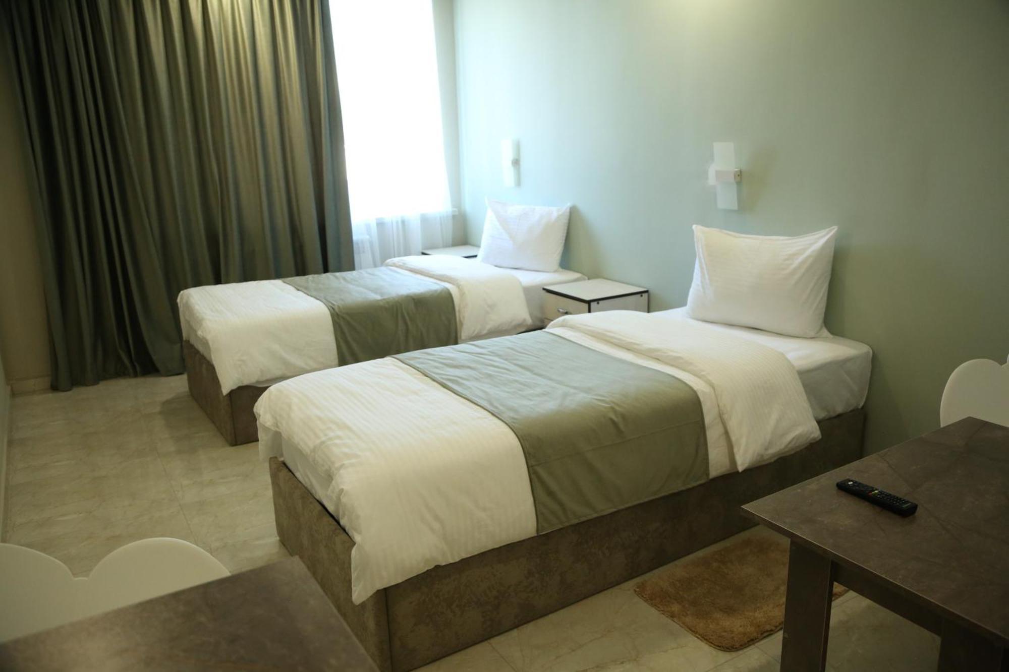 Vell Grey Hotel Martuni Dış mekan fotoğraf